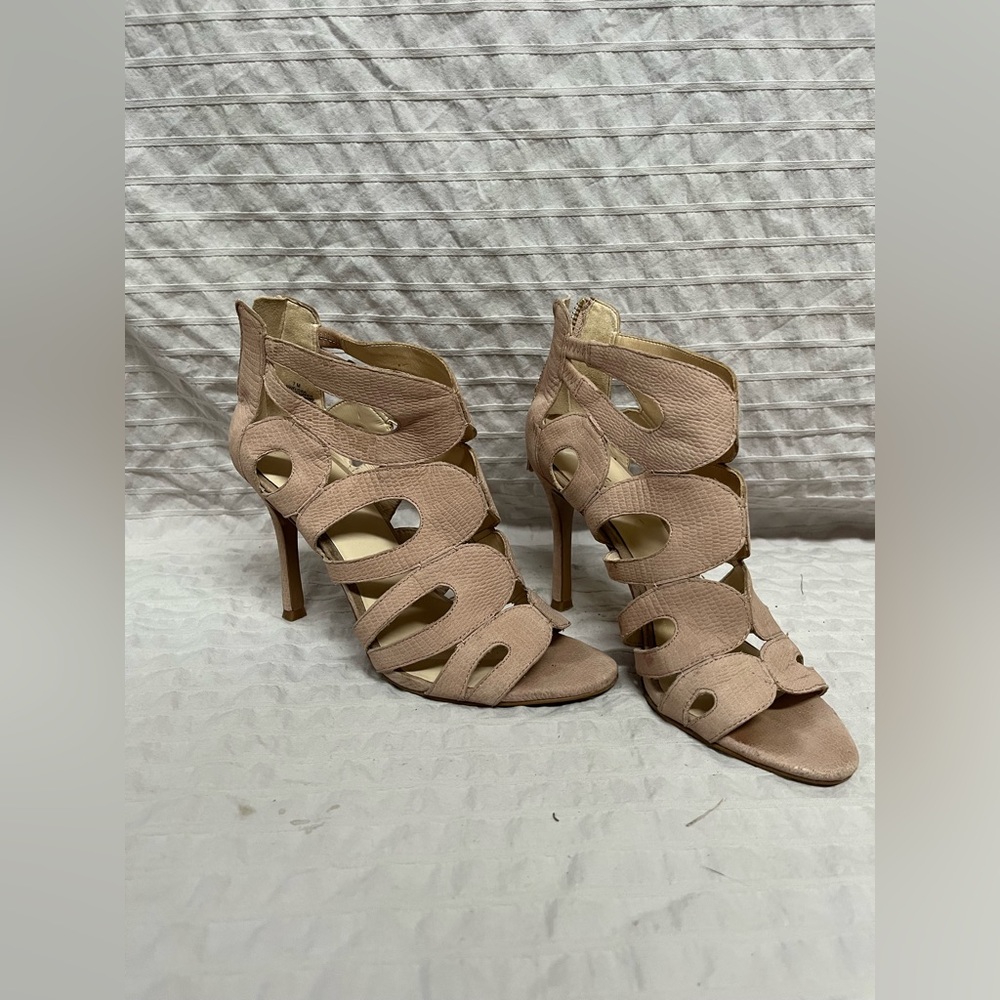 Nine West beige heels, womens size 7